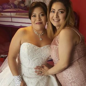 Meet your Posher, Manuela